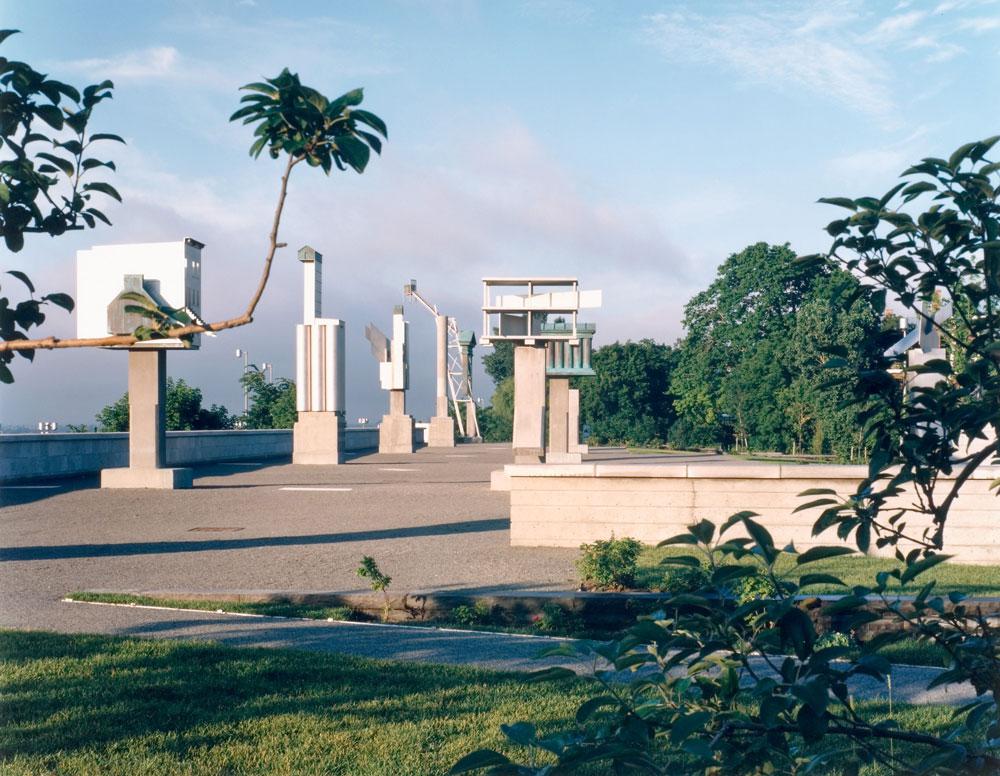 Robert Burley, <em>The Canadian Centre for Architecture Garden by Melvin Charney: View of the Esplanade and the Allegorical Columns</em>, 1990 Courtesy the CCA © Robert Burley