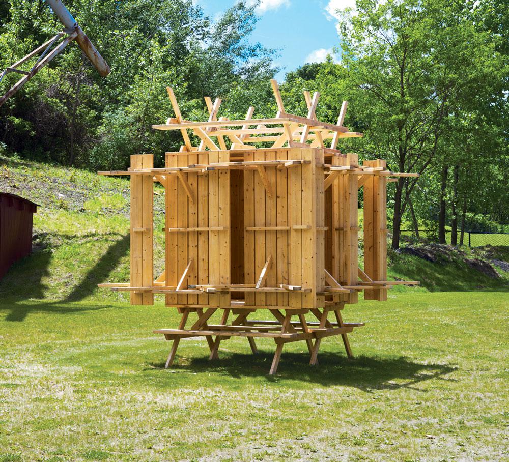 Michel de Broin, <em>Tortoise</em>, 2012 Courtesy Jessica Bradley Art + Projects / Photo Art Evans