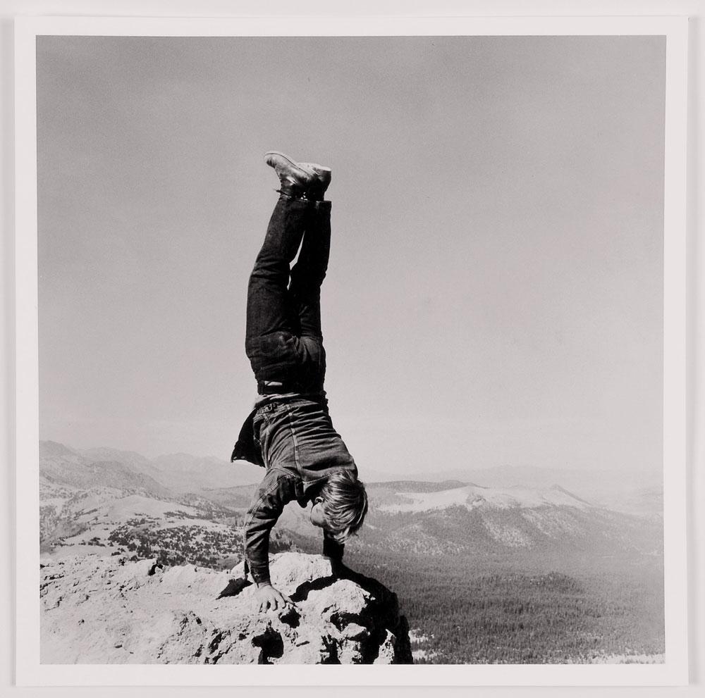 Robert Kinmont <em>8 Natural Handstands</em> 1969/2009 Detail Courtesy of Alexander and Bonin, New York / photo Joerg Lohse