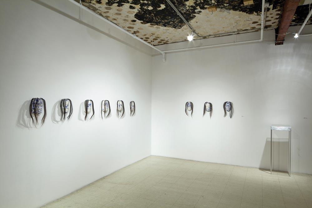 Nicolas Galanin <em>Síigeikaíawu: Ghost</em> 2009 / photo Guy L'Heureux