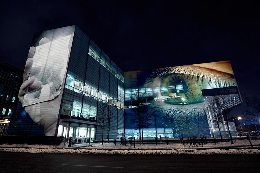 Pascal Grandmaison <em>Le jour des 8 soleils</em> 2012 Installation view at the Grande Bibliothèque Courtesy the artist 
