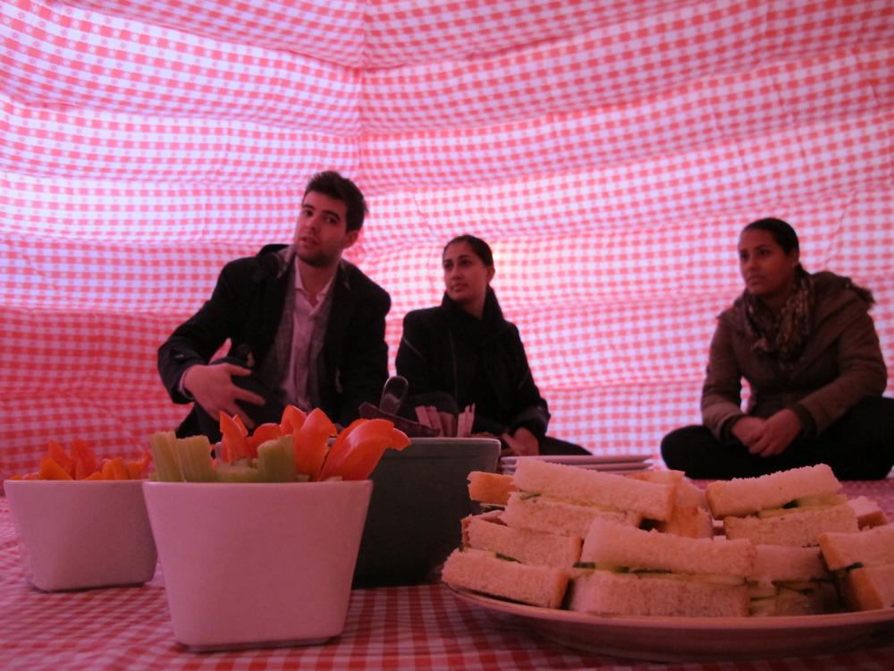 Keg de Souza <em>Gonflables et amuses-bouches</em> 2012 Installation view Courtesy the artist