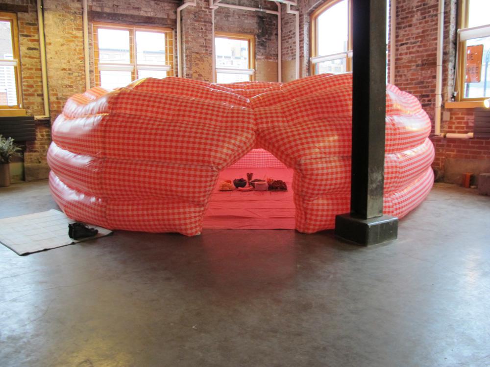 Keg de Souza <em>Gonflables et amuses-bouches</em> 2012 Installation view Courtesy the artist