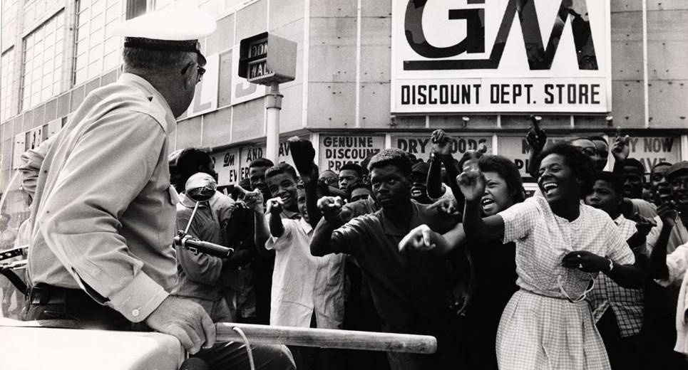 Charles Moore Birmingham Birmingham, Alabama, May 3, 1963 Reproduction from the Black Star Collection at Ryerson University Courtesy Ryerson Image Centre (Image 1/5)