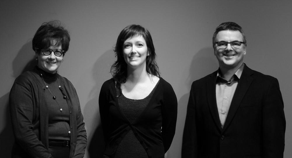 Marie-Eve Beaulieu (centre) with Sylvie and Simon Blais